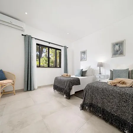 Sleeps 4 Pool Wifi T607805 Vale do Lobo